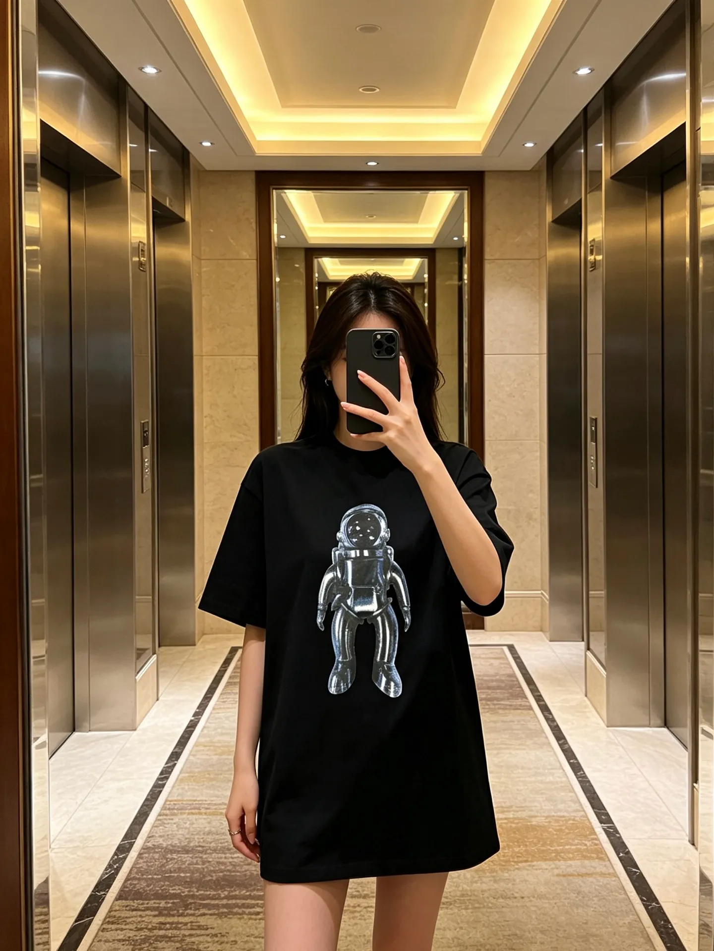 Louis Vuitton/Louis Vuitton astronaut print short sleeves